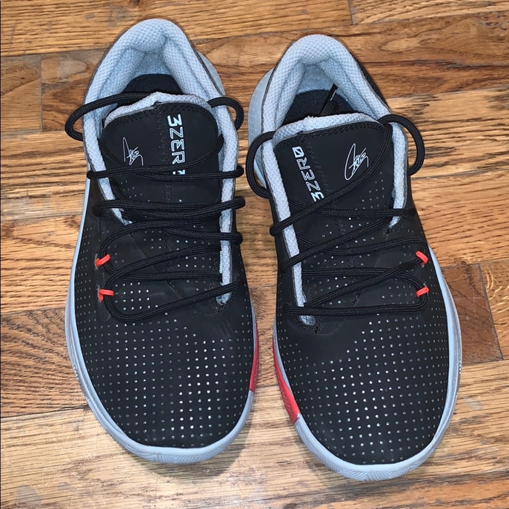 UA SC 3ZER0 III Basketball Shoes